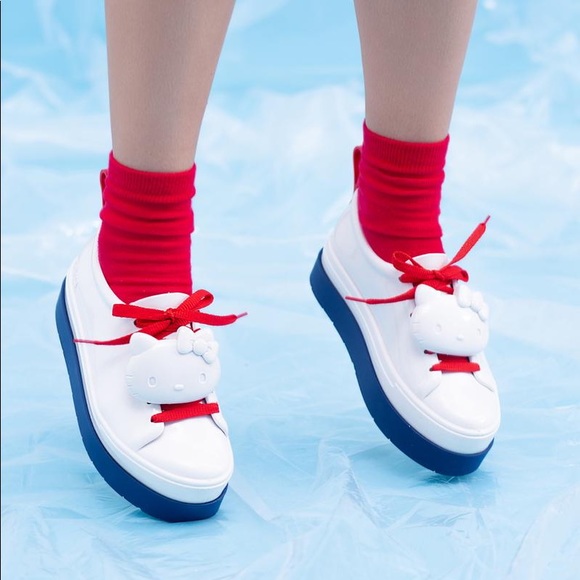 MELISSA X HELLO KITTY Limited edition sneaker NEW